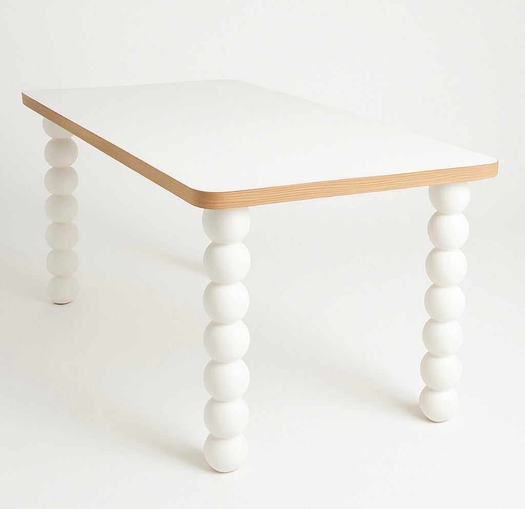 Design table with balls